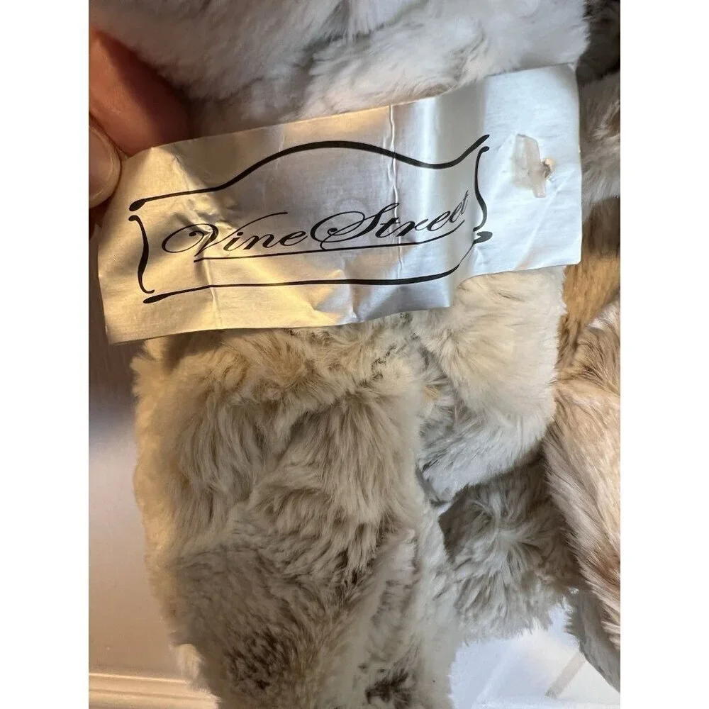 Vine Street Animal Print Scrunchy Scarf O/S Faux Fur Fall Winter White Brown